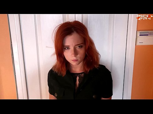 ❤️ La guàrdia de seguretat va castigar a una dona bonica per robar - Cum a la boca ❤ Porno preciós a nosaltres ️❤